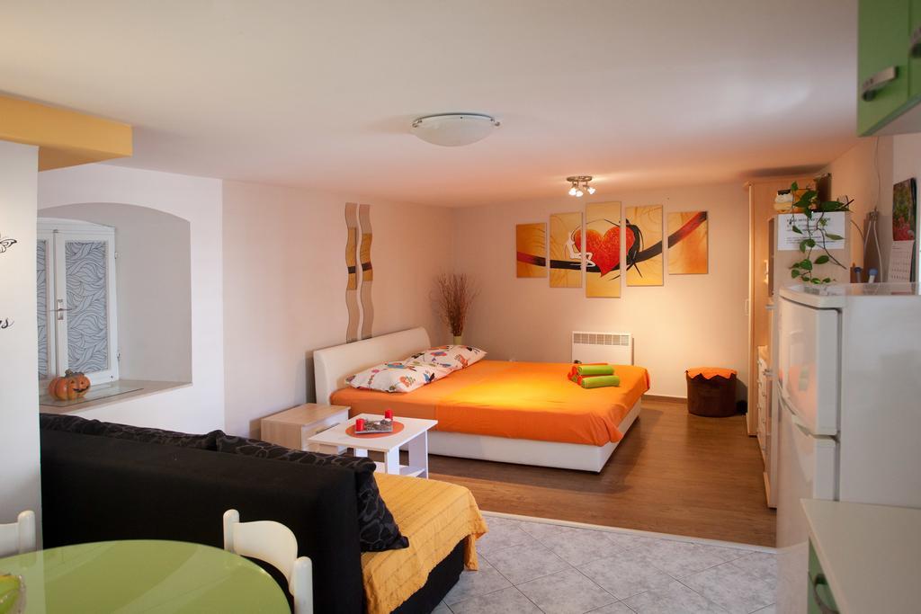 Paradise Apartment With Big Sunny Terrace In The Old Town, Few Meters From The Sea & Riva Promenade Split Habitación foto