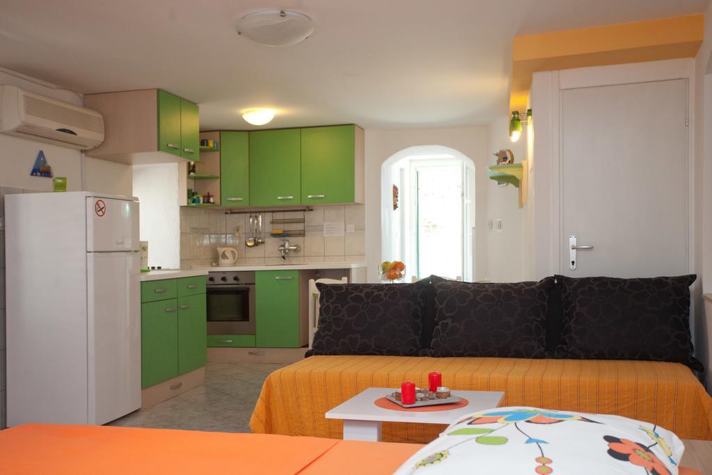 Paradise Apartment With Big Sunny Terrace In The Old Town, Few Meters From The Sea & Riva Promenade Split Habitación foto
